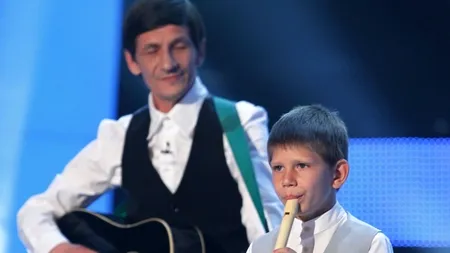 ROMÂNII AU TALENT, sezonul 2. Gabriel Ștefănescu, puștiul cu flautul, ajutat de concurenții din cea de-a doua semifinală a show-ului transmis de Pro Tv