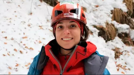 Trupul alpinistei decedate în Bucegi a fost recuperat după aproape trei săptămâni, din cauza vremii nefavorabile