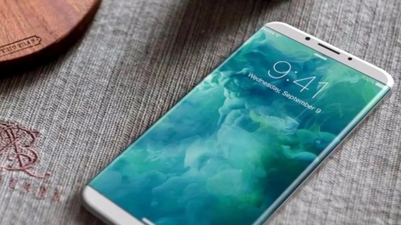 Preț record pentru noul iPhone. De ce este mult mai scump ca Iphone 7