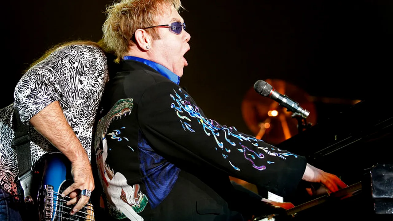 Interviu cu Elton John. Cântărețul vorbește despre SIDA, homosexualitate și paternitate