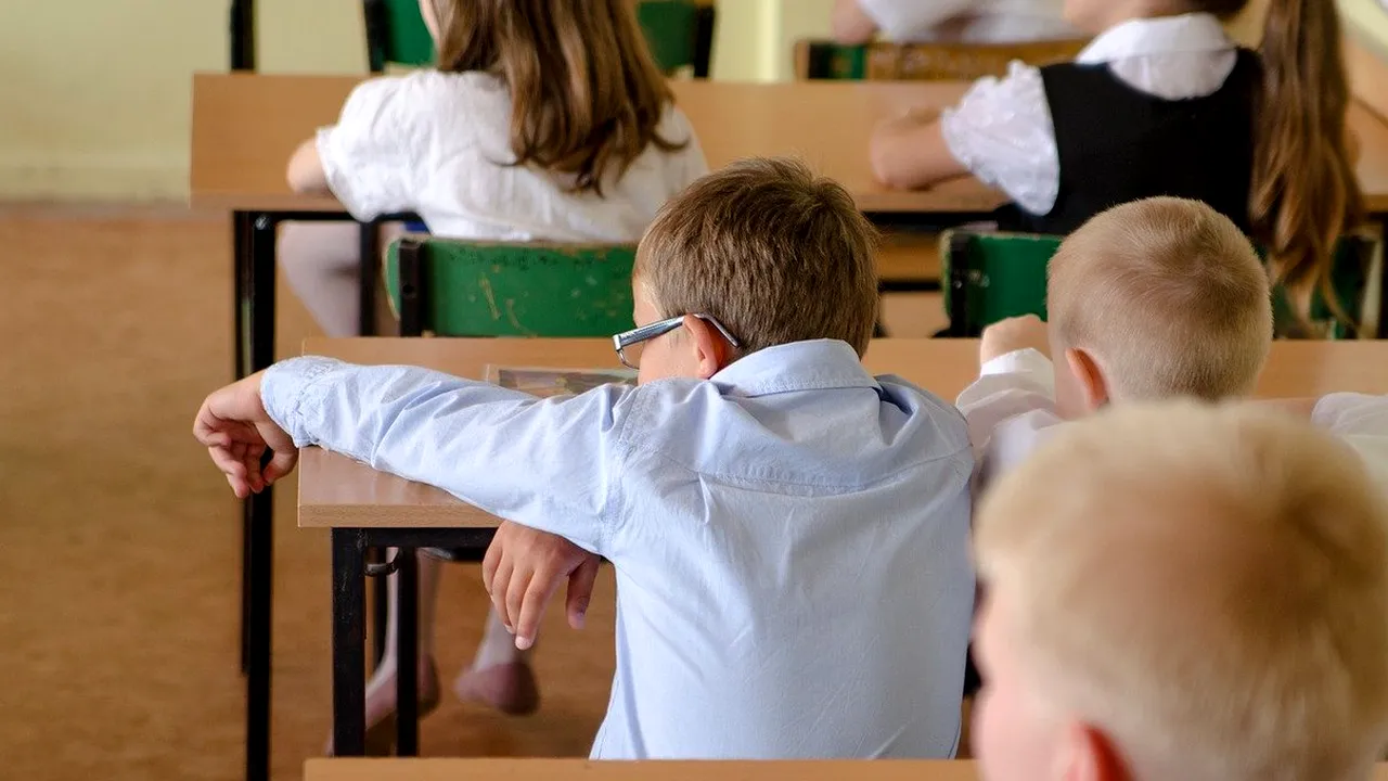 Ministrul Educației, anunț cu privire la anul școlar 2021-2022. Șansa pe care elevii o primesc