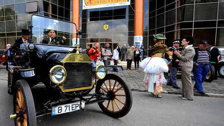 Un autoturism Ford din 1912, vedeta paradei mașinilor de epocă din sectorul 2 al Capitalei
