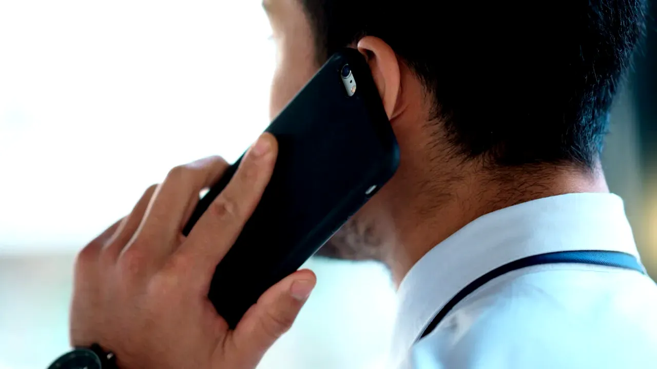 Un tânăr care se rătăcise în munți a sunat la 112 după ajutor. SURPRIZA a fost uriașă pentru salvatorii care au venit după el