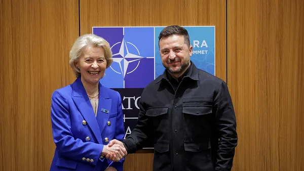 Ucraina primește încă 3,3 miliarde de euro de la Comisia Europeană pentru drone și rachete. Ce procent din pachetul de 90 de miliarde a fost achitat Kievului până acum