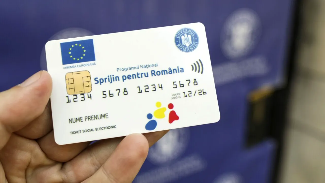 Bani pentru români în 2024. Când intră prima tranșă de bani pentru voucherele sociale