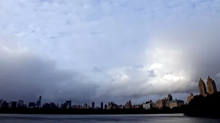 URAGANUL SANDY. Două reactoare nucleare au fost oprite în estul SUA din cauza intemperiilor