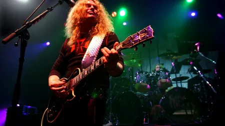 Doliu în lumea artistică. John Sykes, chitaristul trupei Whitesnake, a murit la 65 de ani, după o lungă bătălie cu cancerul