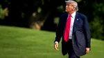Financial Times: Donald Trump obține 50 de miliarde de dolari din taxe vamale, după ce întreaga lume a tăcut în fața amenințărilor lui