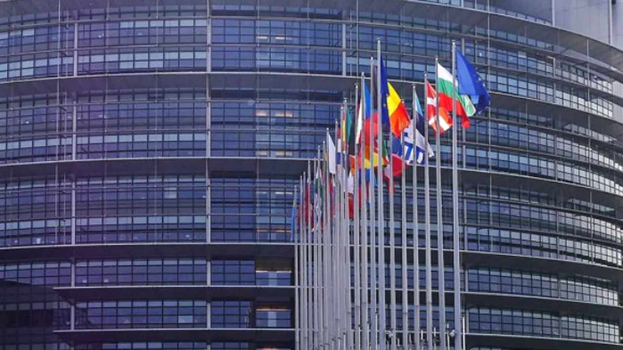 România ar putea să devină al treilea beneficiar al Fondului de tranziţie/  Sunt vizați 11.800 salariaţi ce îşi desfăşoară activitatea în domeniul extracţiei cărbunelui