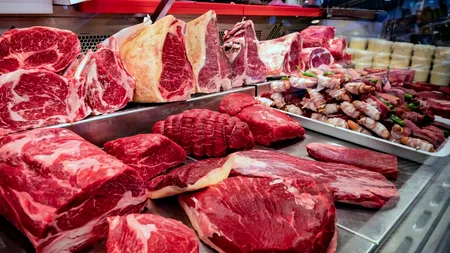 Cum să recunoști CARNEA proaspătă din supermarket. Un măcelar dezvăluie secretul pe care puțini români îl știu