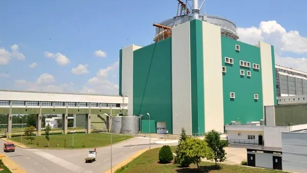 Nivelul Dunării a coborât la valori alarmante pe tronsonul bulgar. Care este riscul real de închidere a centralei Kozlodui