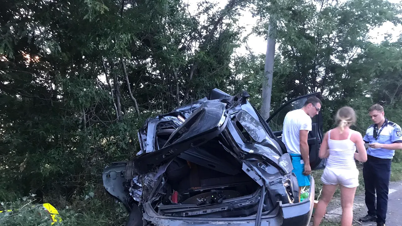 Accident grav în Constanța: Patru persoane, între care un copil de doar 11 ani, rănite din cauza unui șofer care nu s-a asigurat - GALERIE FOTO