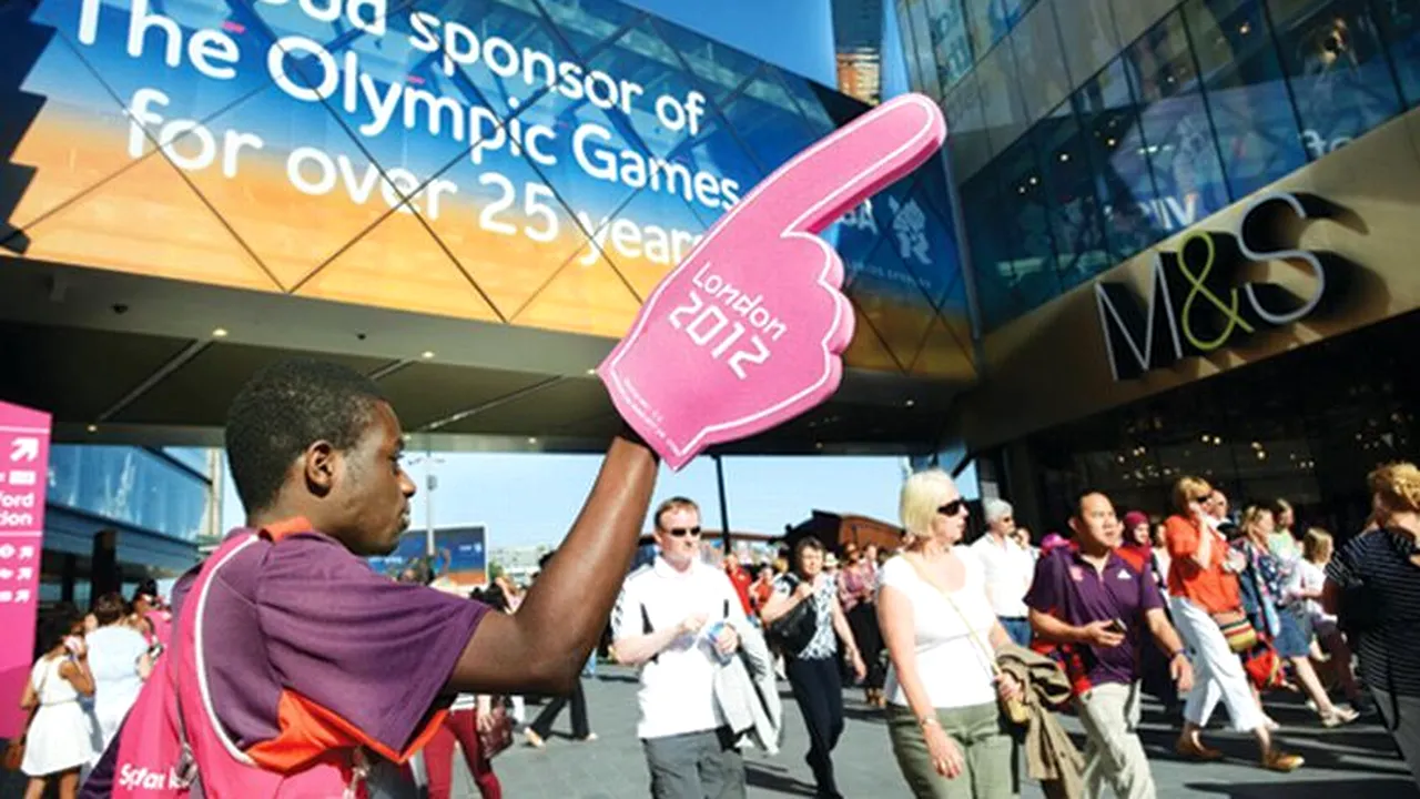 JO 2012. ProSport: Patru voluntari români care trebuiau să însoțească delegația noastră AU DISPĂRUT cu tot cu telefoane și echipamente