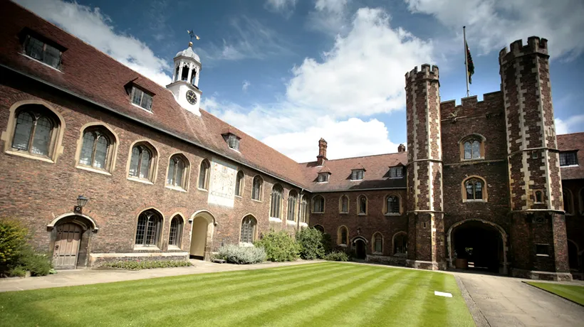Universitatea Cambridge emite obligațiuni pentru prima oară în istoria sa de 800 de ani, după ce a primit UN RATING MAI BUN DECÂT GUVERNUL BRITANIC
