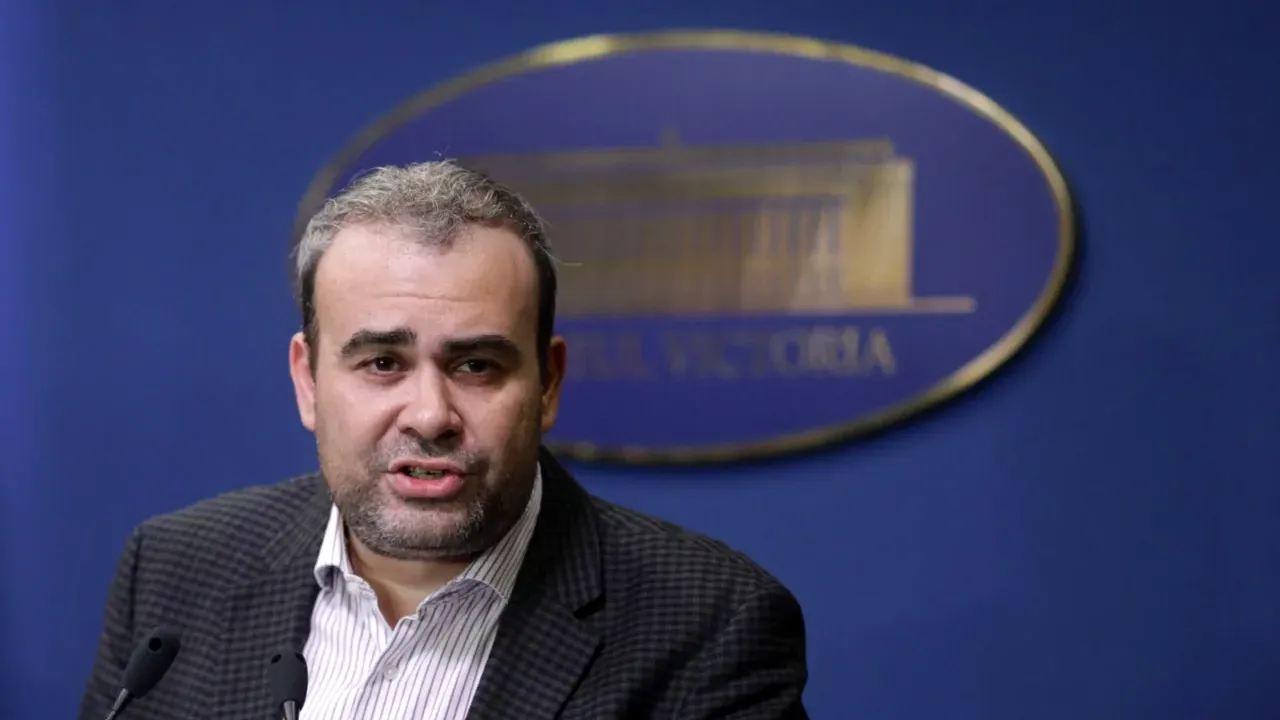 ANAF nu a reușit să recupereze niciun ban, din PREJUDICIUL de 6,2 milioane de lei adus de Darius Vâlcov în „Dosarul tablourilor”