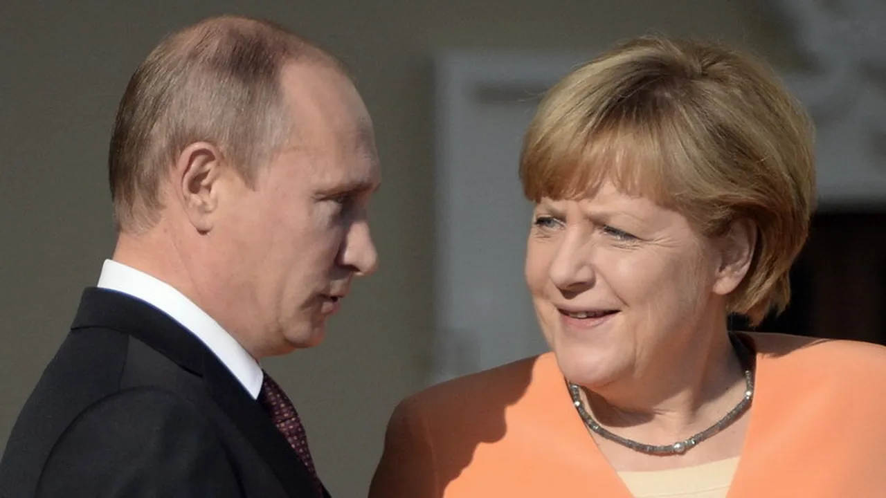 Angela Merkel i-a spus lui Vladimir Putin că referendumul prevăzut în Crimeea este „ilegal
