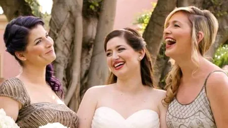 Această tânără câștigă 2000 de dolari pe nuntă oferind un serviciu INEDIT. „Nimeni nu s-a gândit să facă din asta o afacere, dar eu am sute de cereri