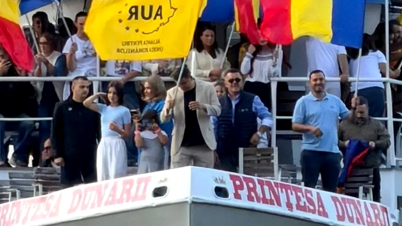FOTO VIDEO „Armada AUR” a luat cu asalt Cazanele Dunării înaintea Consiliului Național de Conducere al formațiunii. Șefii partidului au mers într-o croazieră pe Dunăre
