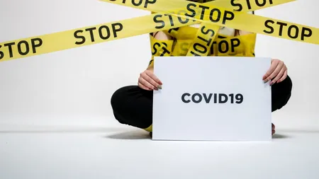 Pacienții români de COVID-19, un nou simptom alarmant. Medicii avertizează: „Se întâlnește și în formele ușoare”