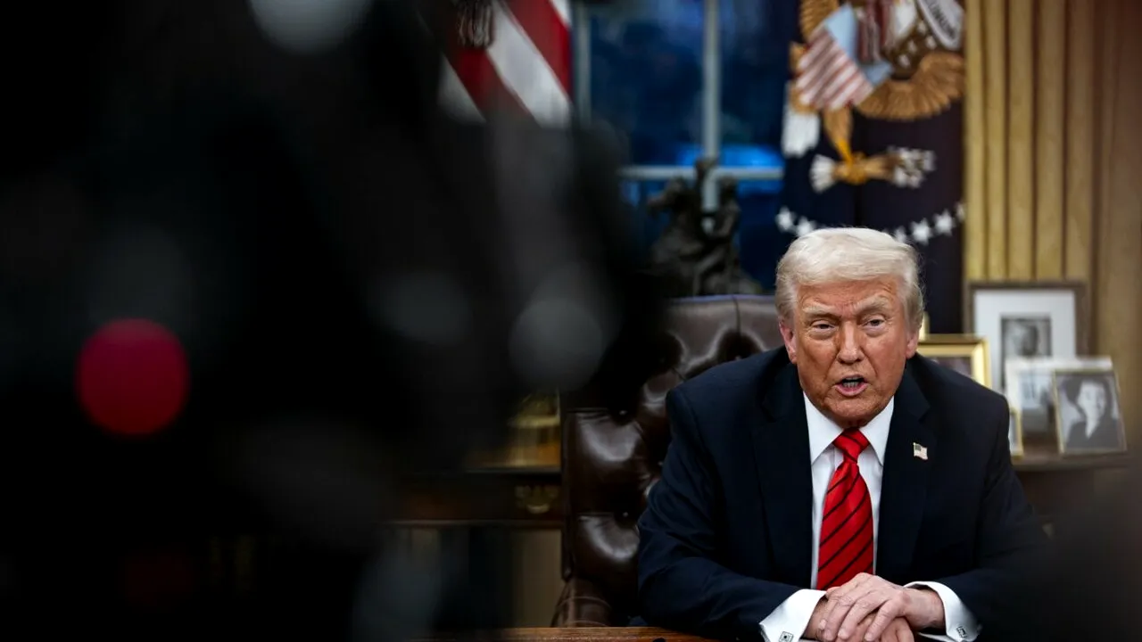 Le Monde: Pericolul unui președinte cu atitudine imperială /TRUMP vrea reconfigurarea sistemului instituțional în beneficiul Casei Albe