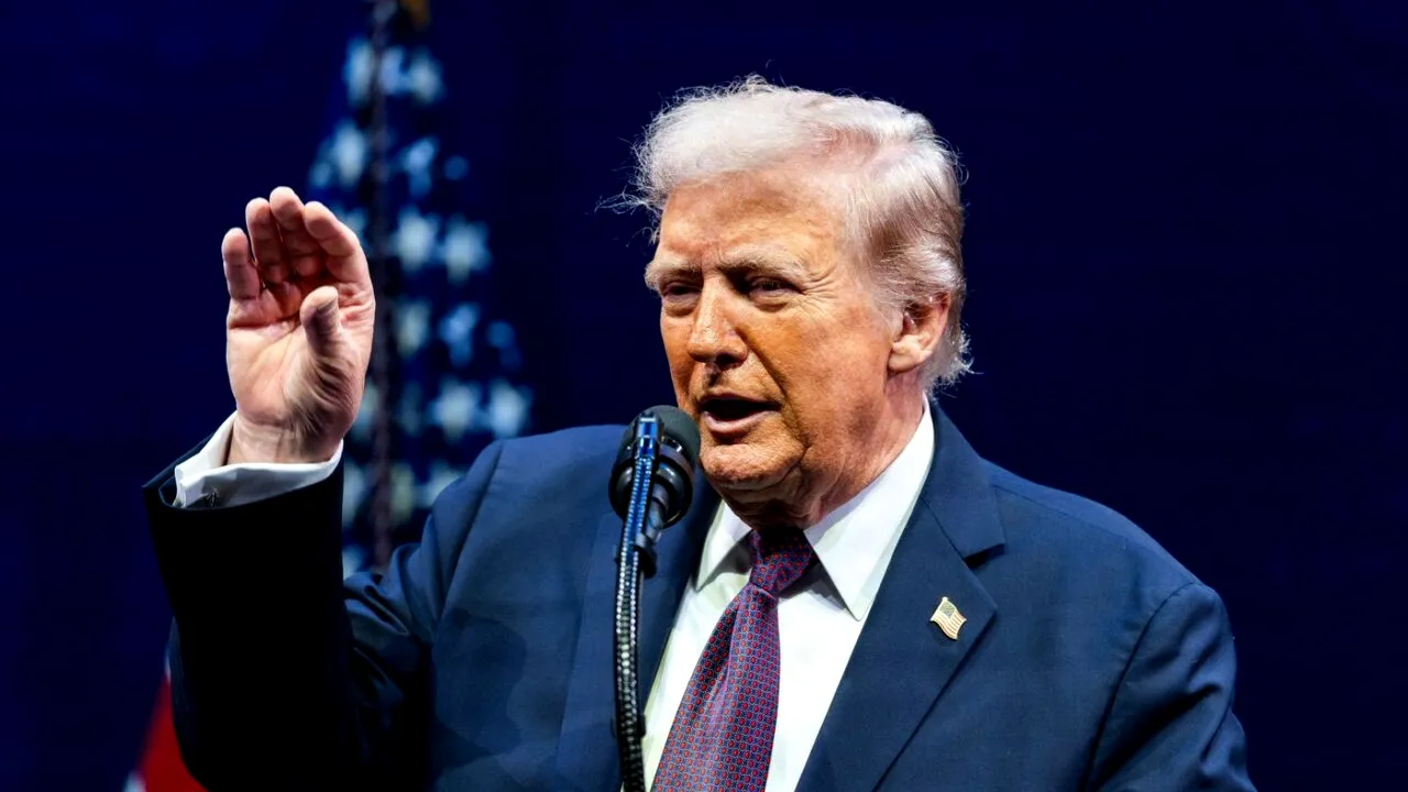 Der Spiegel: Trump urmează modelul lui Putin /Președintele SUA construiește un sistem OLIGARHIC și amenință lumea liberă
