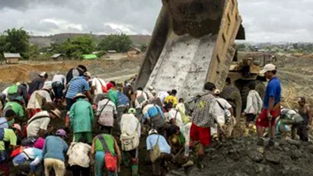 Peste o sută de morți la o mină din Myanmar, după prăbușirea unei grămezi de sedimente