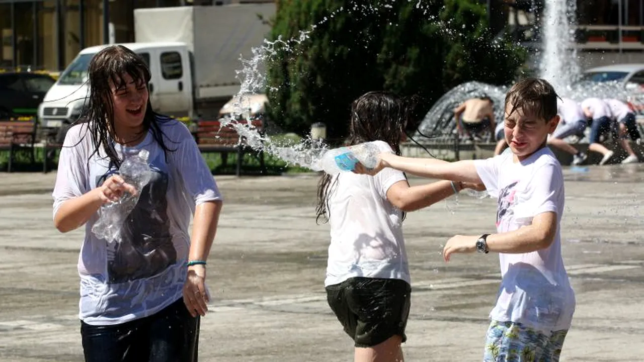 AVERTIZARE METEO COD GALBEN - CANICULĂ în weekend