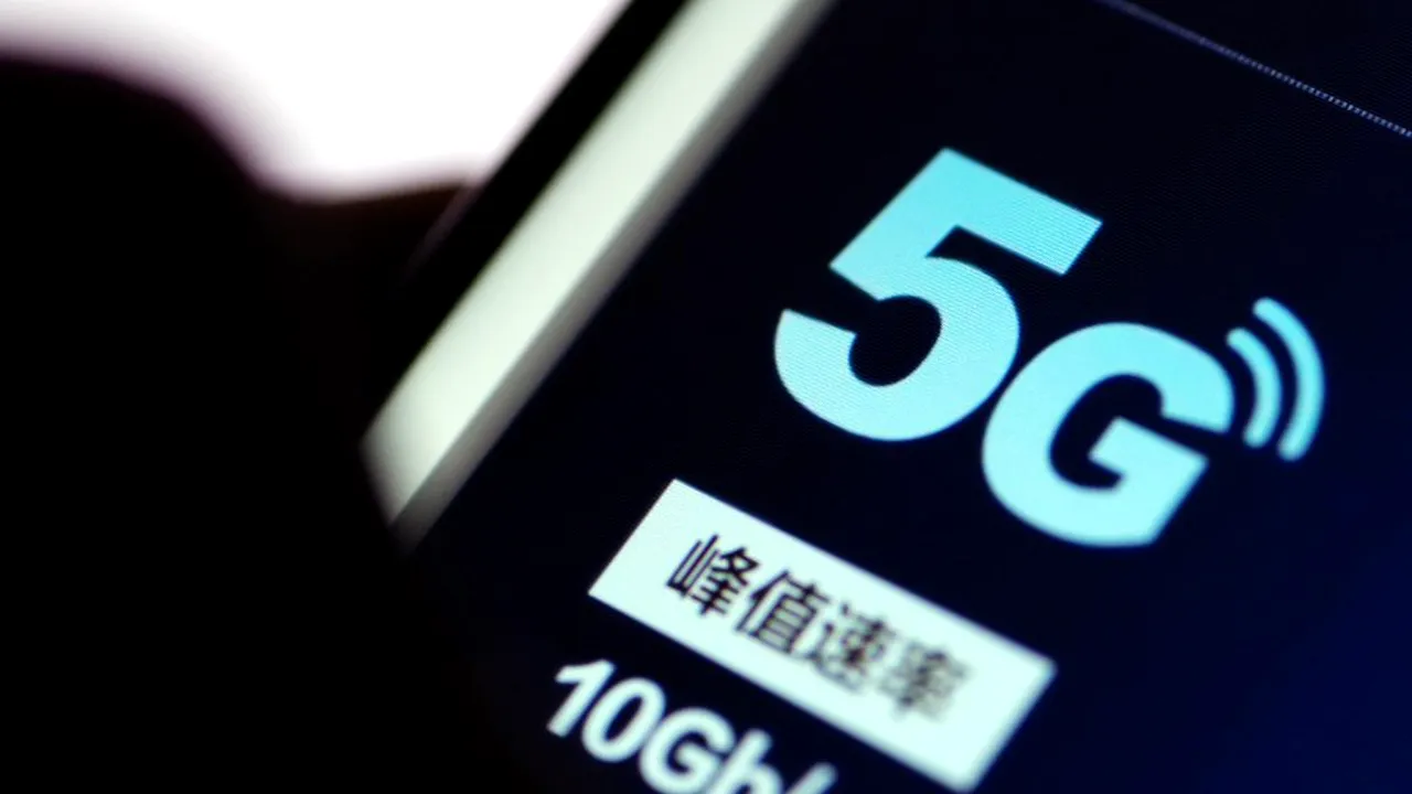 Totul despre serviciile 5G. Unde pot accesa românii internetul de mare viteză, la ce prețuri și cu ce telefoane