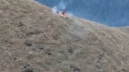 Un turist a incendiat pajiştea de la Crucea Caraiman. Ce amendă a primit bărbatul