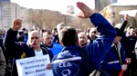 Protest major în Capitală. Sute de mineri din Gorj își strigă nemulțumirile în fața Guvernului