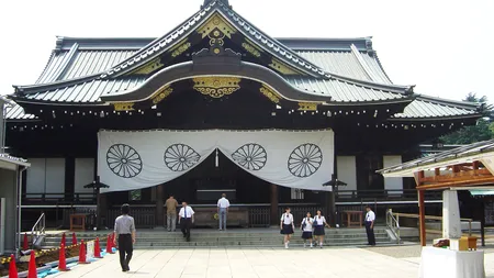 Explozie în toaleta unui sanctuar din Tokyo