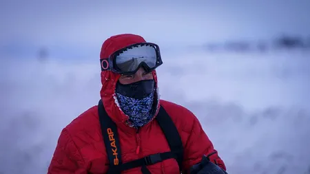 Ultramaratonistul Tibi UȘERIU ia startul într-o nouă cursă EXTREMĂ, la temperaturi de până la -50 de grade Celsius
