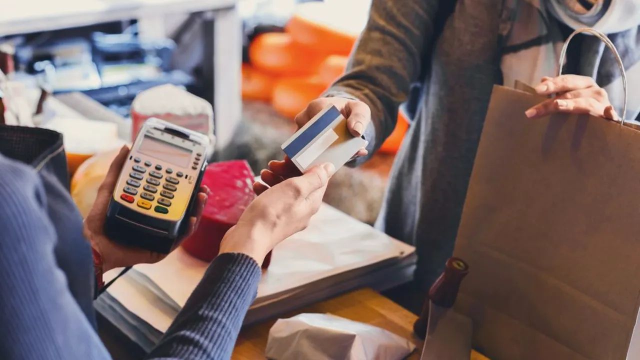 Vânzările din sectorul de retail din Zona Euro au revenit la nivelul dinaintea pandemiei