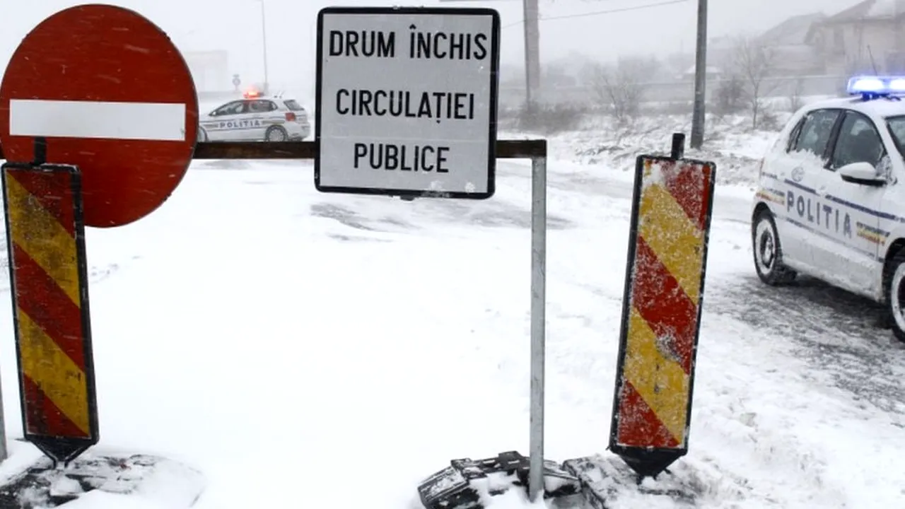 VISCOLUL a făcut prăpăd în șase județe din România. Trafic întrerupt pe mai multe drumuri naționale din cauza nămeților care măsoară chiar și 2 metri