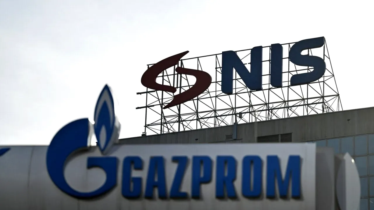 Singura companie petrolieră sârbească vrea SUSPENDAREA sancțiunilor internaționale aplicate de SUA pentru că are acționariat rus