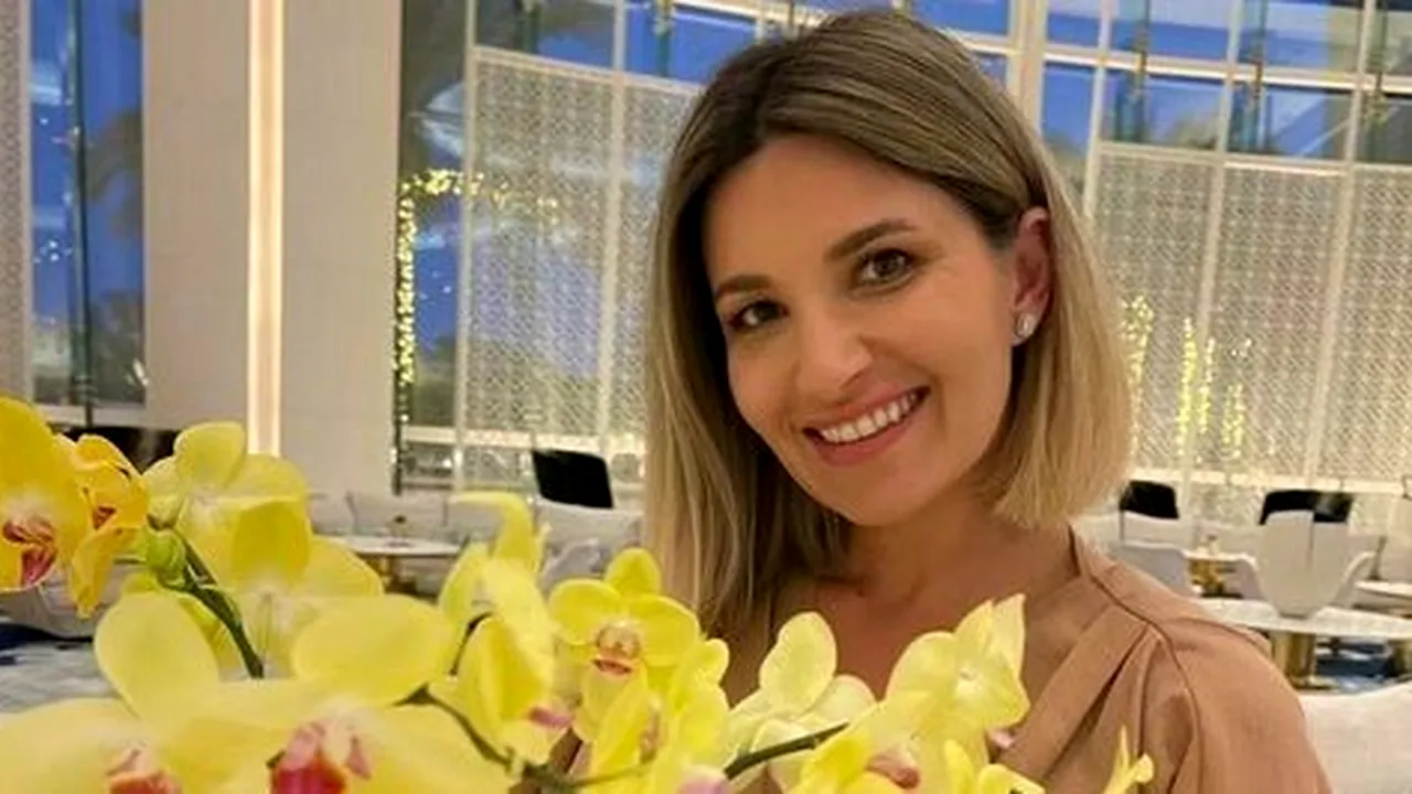 Aniversare de LUX în deșert pentru Ela Crăciun: „De ziua mea am fost surprinsă de prieteni și familie cu tot felul de cadouri superbe”