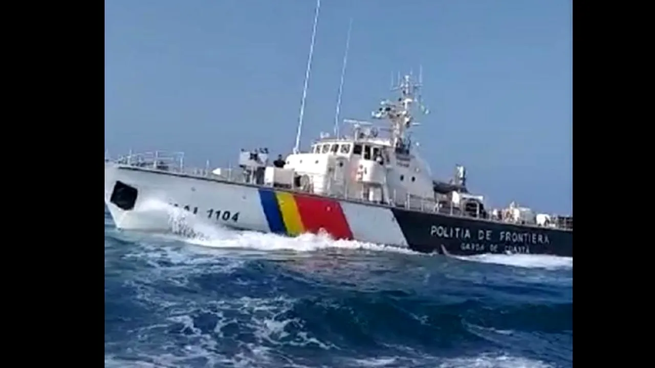 Braconieri TURCI urmăriți cu focuri de ARMĂ de Paza de Coastă a României