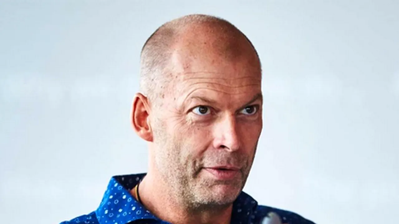 COVID-19. Un suedez râde de România: „E ţara în care totul e posibil!“. Decizia care l-a şocat în plină pandemie