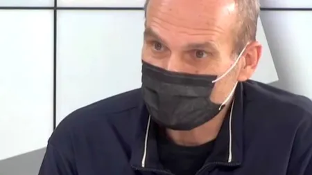 Cristian Tudor Popescu îl acuză pe Vlad Voiculescu de dublă măsură: Cum e posibil ca un om care a iniţiat tabere pentru copiii bolnavi de cancer să-i lase pe pacienţi fără citostatice?