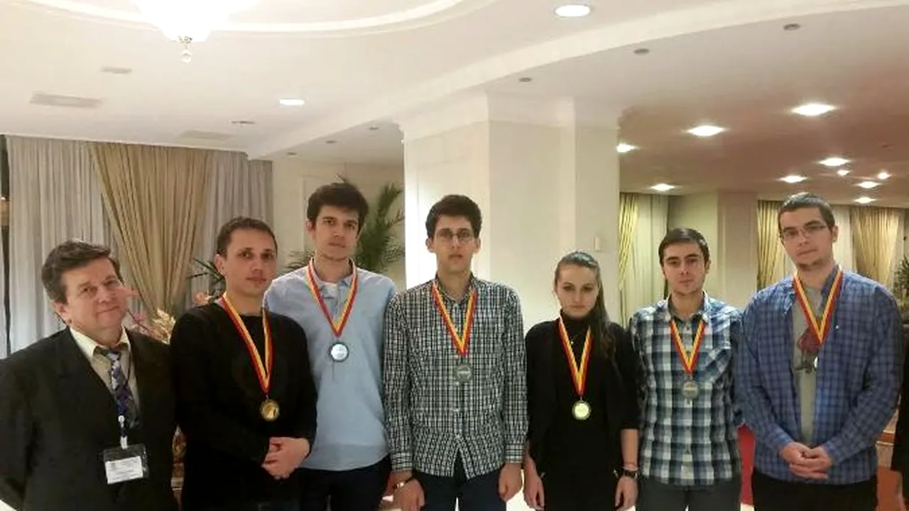 Acești studenți la matematică au găsit FORMULA DE AUR pentru România, însă mai au de rezolvat O PROBLEMĂ