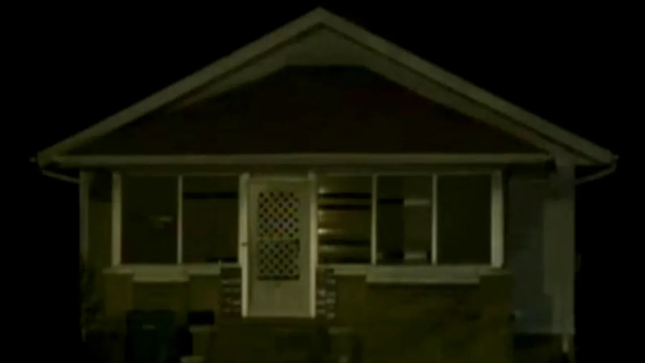 O adolescentă din SUA a evadat din casa unde a fost bătută și violată timp de doi ani 