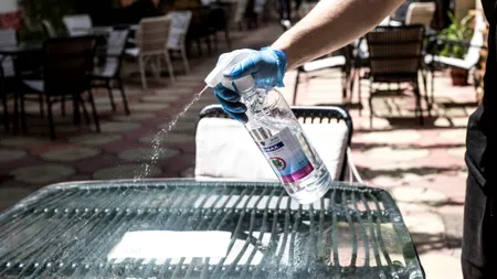 EXCLUSIV: Registrul de rezervări la restaurant a fost anulat în instanță. Ministerul Sănătății, al Economiei și ANSVSA, chemate în judecată de o persoană fizică din rațiuni academice