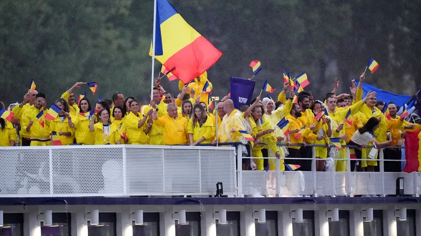 Canotorii Ionela și Marius Cozmiuc au purtat drapelul ROMÂNIEI pe Sena, la ceremonia de deschidere a Jocurilor Olimpice