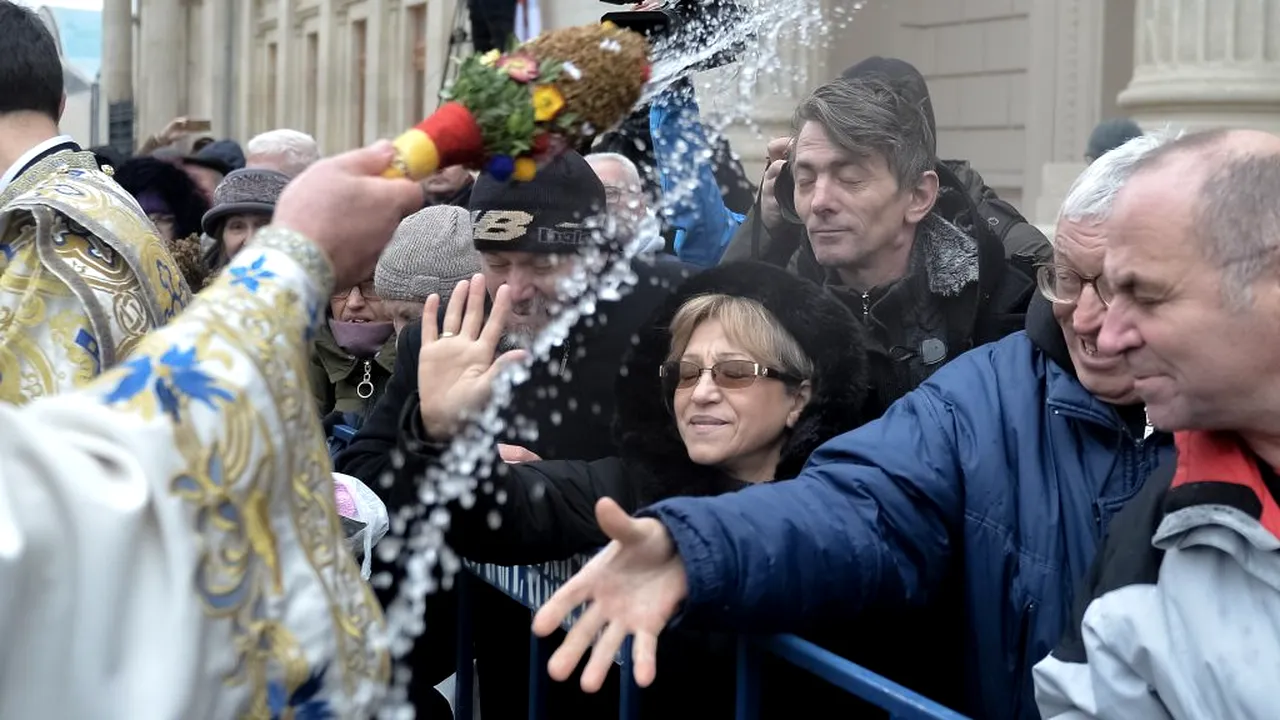 Boboteaza 2024. Când vine preotul „cu botezul”, de fapt