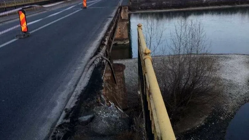 Podul dintre județele Olt și Vâlcea se ÎNCHIDE, pentru ca nu mai prezintă siguranță. Rutele ocolitoare, mai lungi cu zeci de kilometri