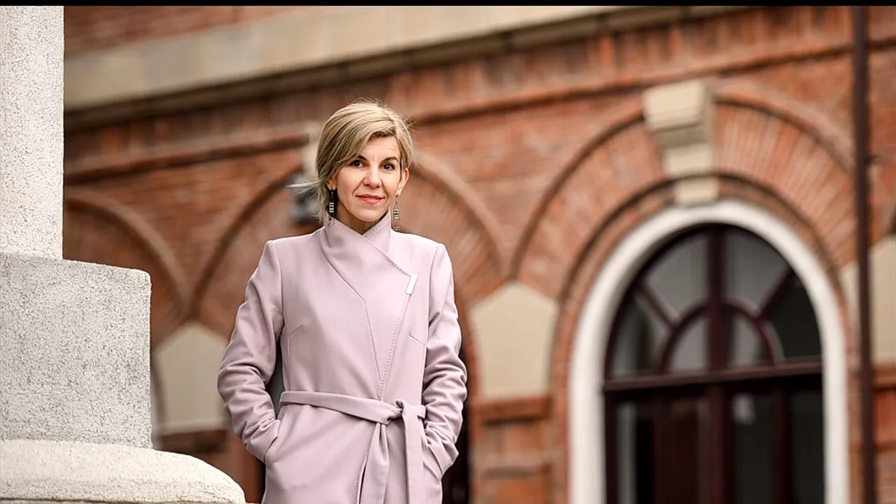 Un dascăl din România, în Top 50 profesori din lume. Ana-Maria Rusu este profesor de 18 ani