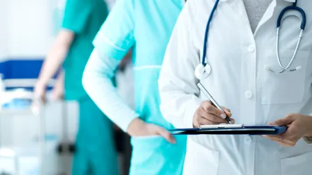 Copilul de 4 ani din Pitești, intrat în comă după o anestezie generală la un cabinet stomatologic, a murit la spital. Polițiștii au deschis dosar penal