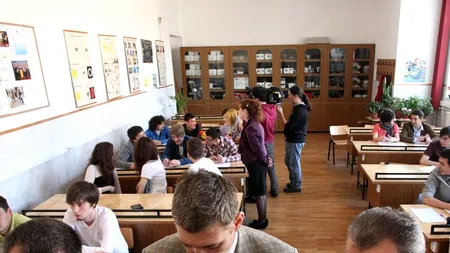 MECTS: 24 de inspectori școlari generali și 21 de adjuncți, DAȚI AFARĂ