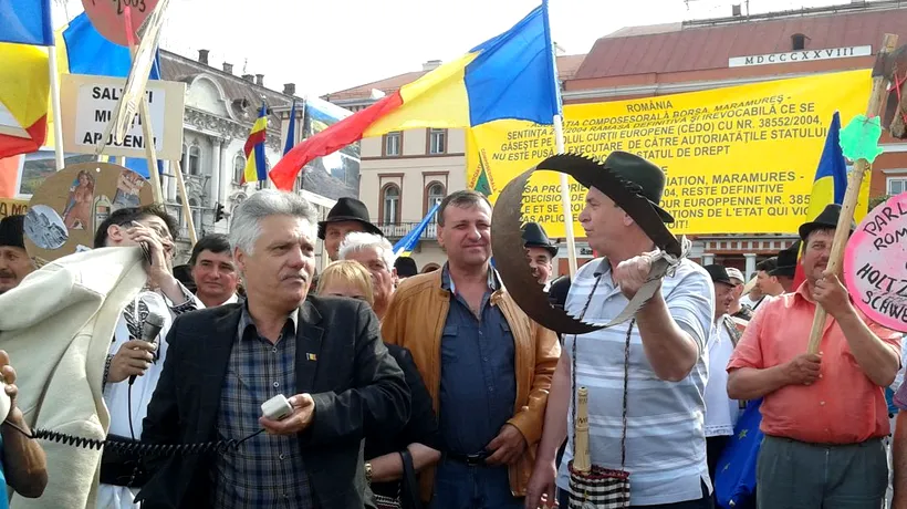 „Parlamentarul, frate cu tâlharul și „Jos Guvernul mincinos. Protestatarii din Cluj, împotriva defrișărilor: Doar poporul poate să-i învingă pe acești guvernanți
