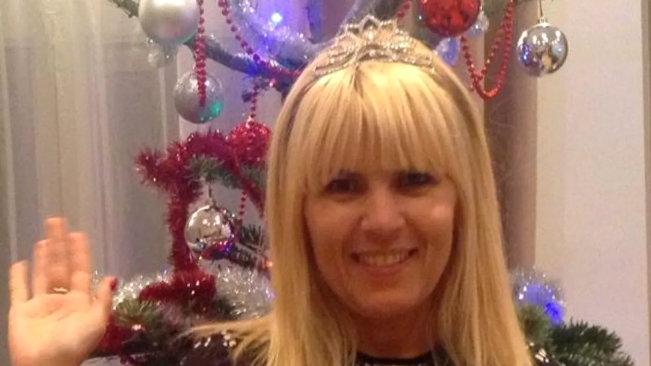 Politicienii au transmis pe Facebook urări de Crăciun și au postat fotografii